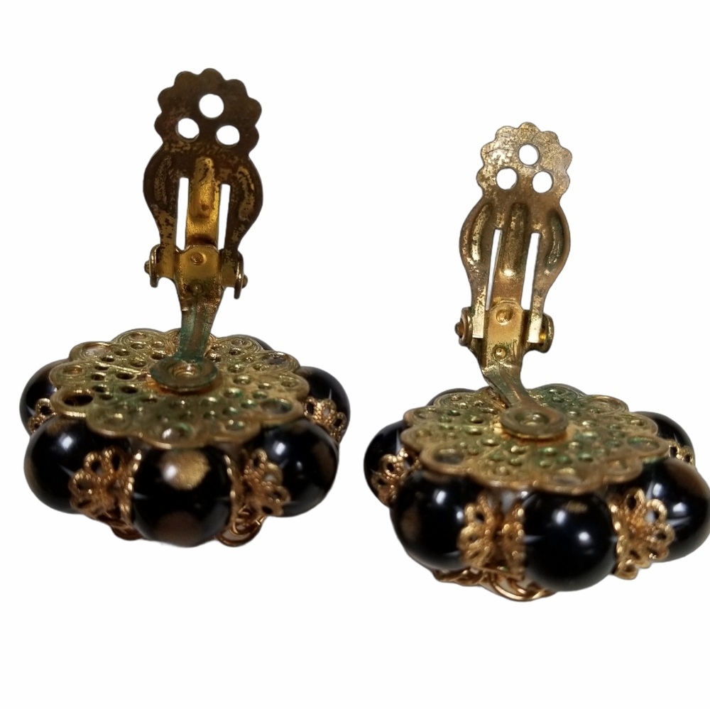Vintage Art Glass Goldtone Clip On Earrings - Picture 6 of 8